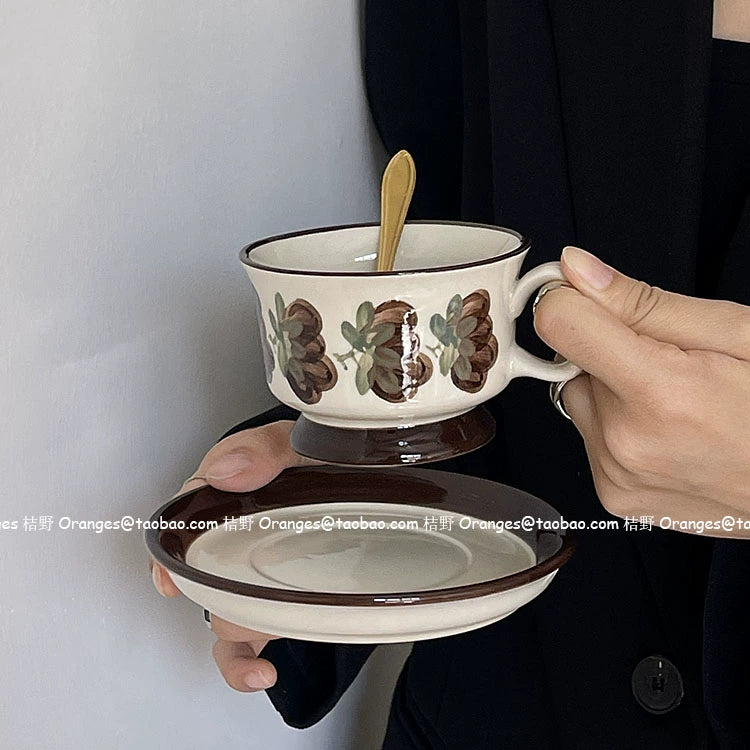 Orange Orange Spoons as the Gifts * Finland Medieval Coffee Set Hand Painted Brown Beautiful and Energetic Policewoman Latte Cup Afternoon Tea