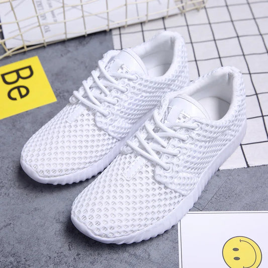 2022 Hot sell Summer Outdoor Women Sneakers Casual White Women Shoes Breathable Ultralight Cutout Solid Kintting zapatos mujer