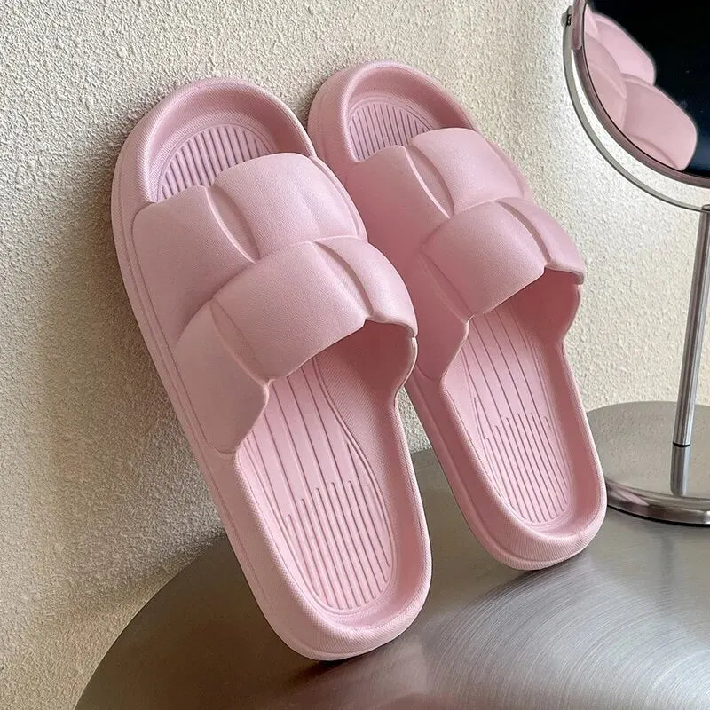 Thick Sole Flat Bottom Bathroom Home Slippers Fashion Soft Sole EVA Indoor Women Sandals Summer Non Slip Herringbone Slippers